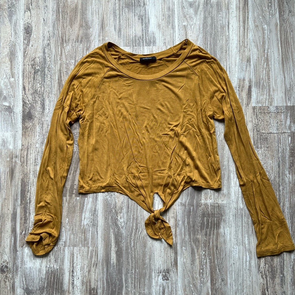 Yellow long-sleeve crop top, size L